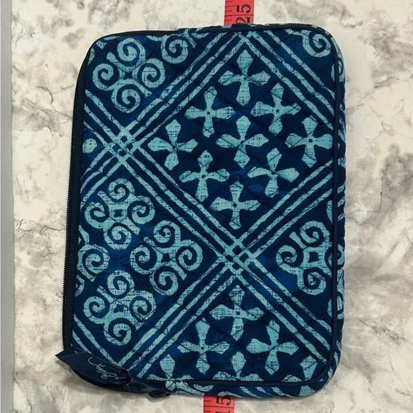 Vera Bradley Teal and Navy Accessory or Make up Case - Picture 2 of 5